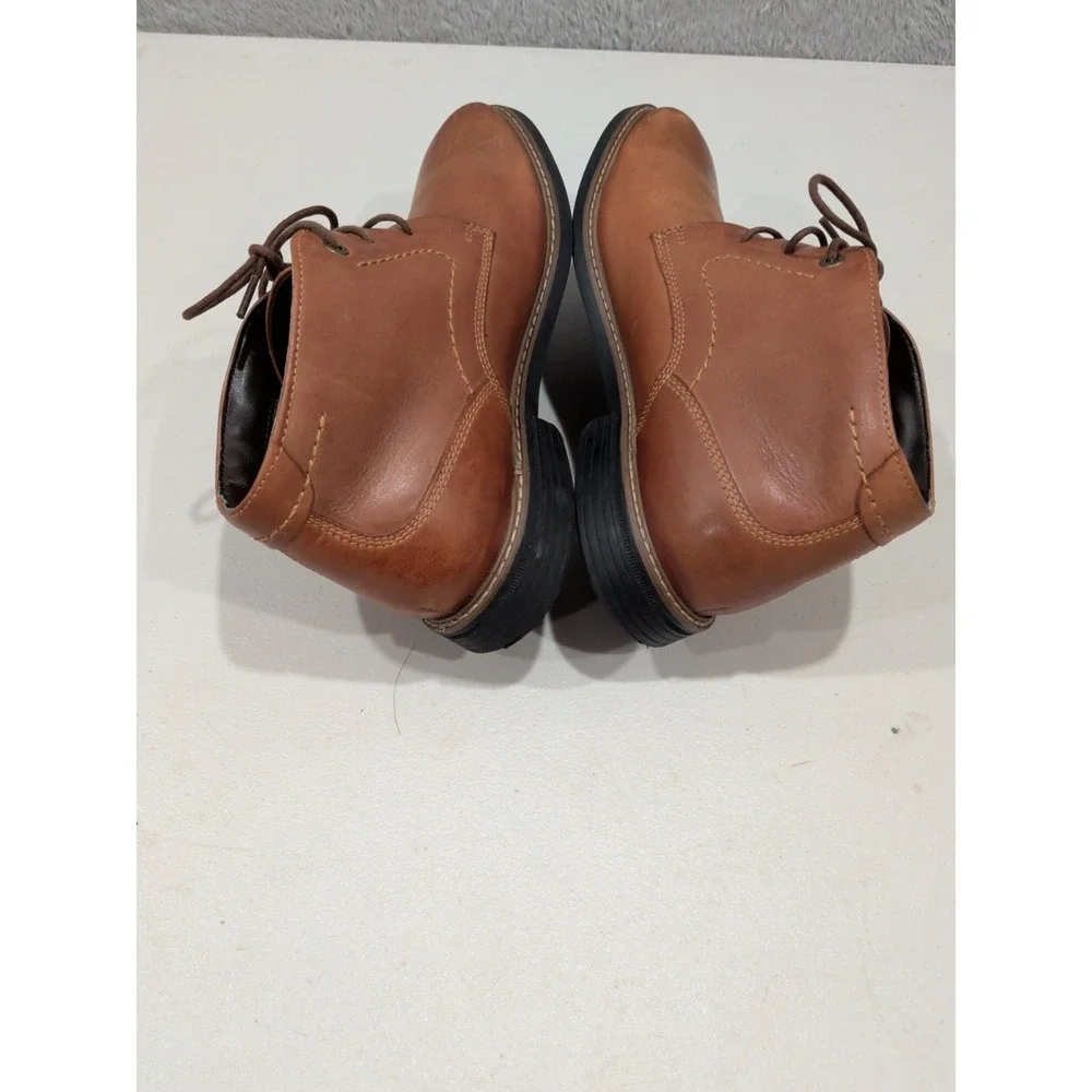 ROCKPORT CLASSIC BREAK MEN'S SIZE 8.5 BROWN LEATHER CHUKKA BOOTS LACE UP SHOES